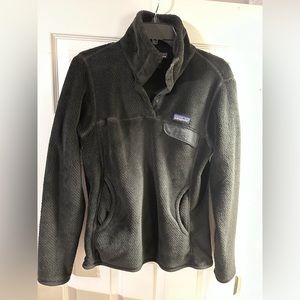 Black Patagonia Pullover